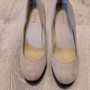 Levity Suede Pumps - Light Grey - 8.5